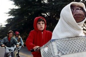 E.T., l’extra-terrestre E.T., l'extra-terrestre