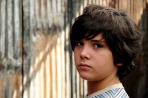 enfance-clandestine enfance-clandestine